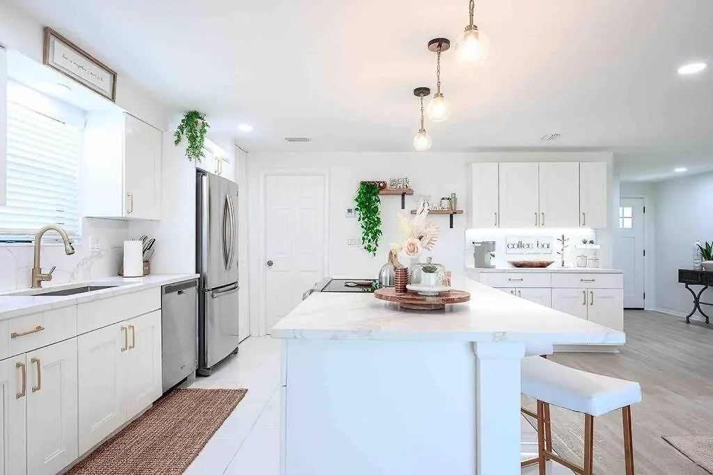 Holiday home The Suzana Sunrise- 5 Minutes To Vanderbilt Beach! New York United States